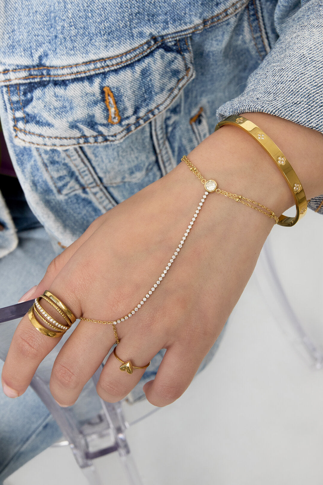 Handchain tennis-style met statement steen