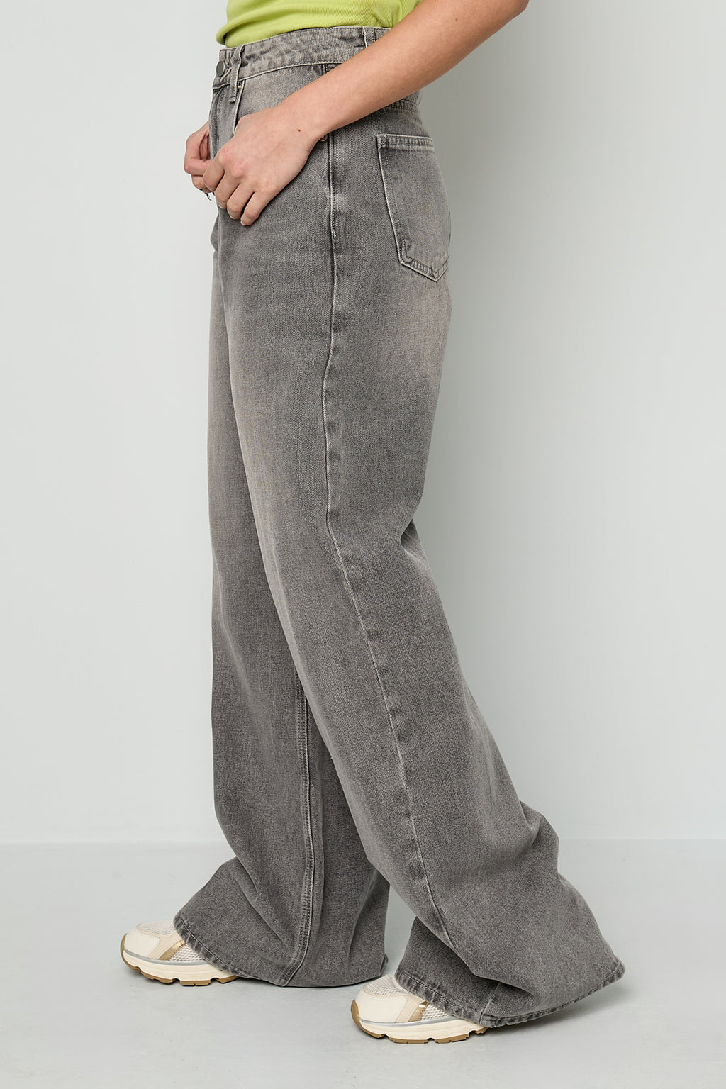 INOKA | Essential Wide Leg Denim