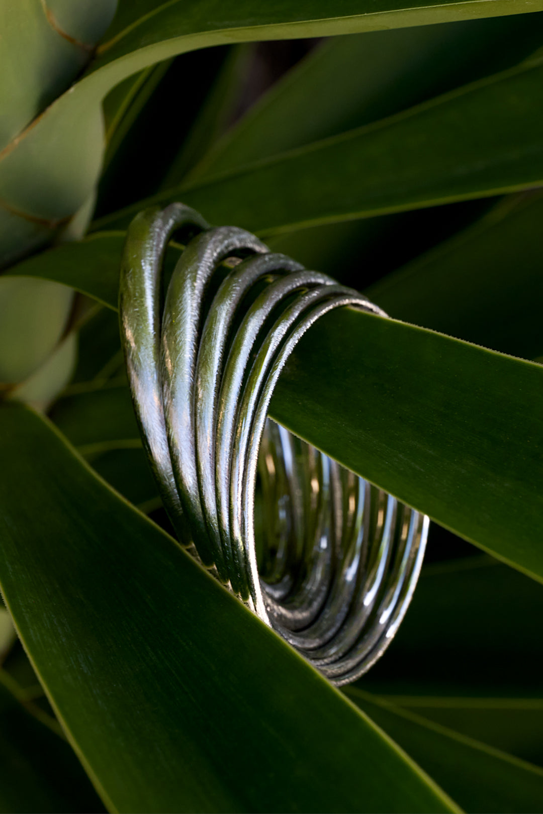 Bangle met brushed effect - 3 mm