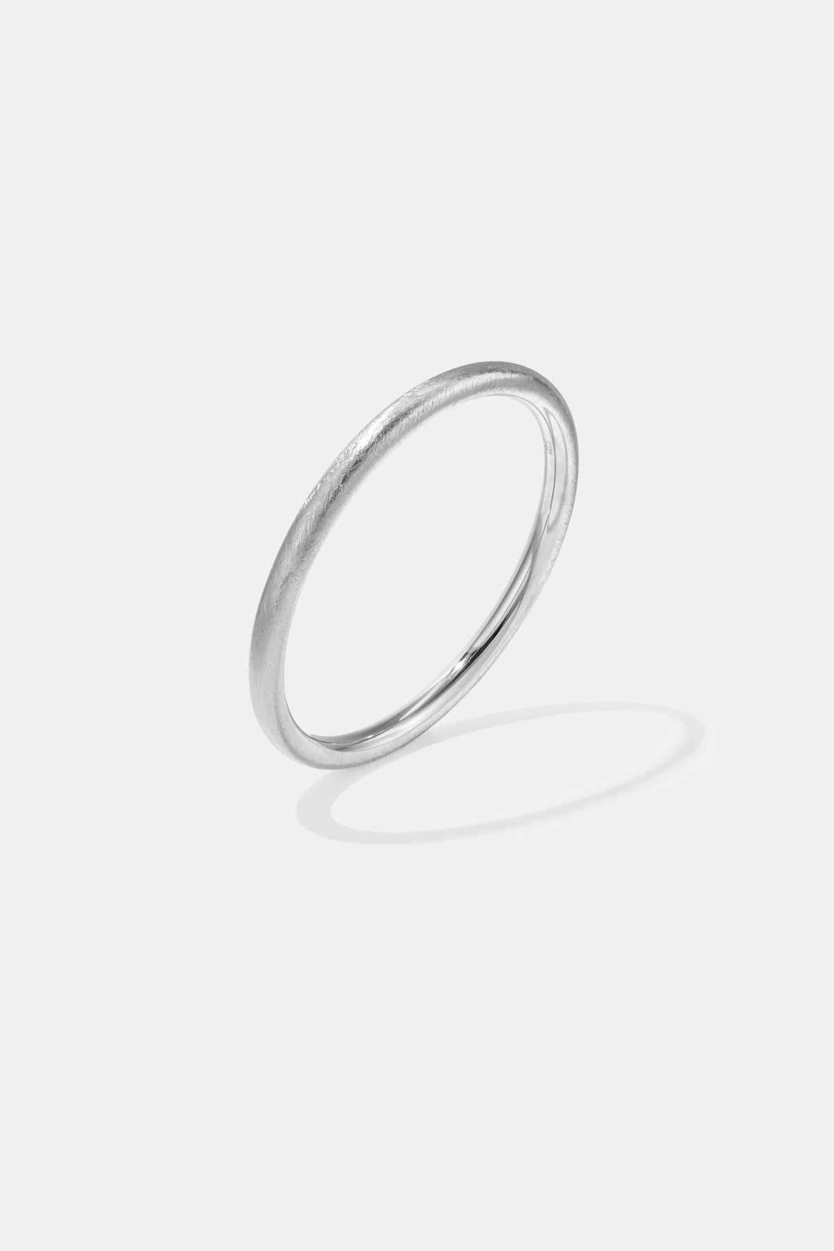 Bangle met brushed effect- 6 mm