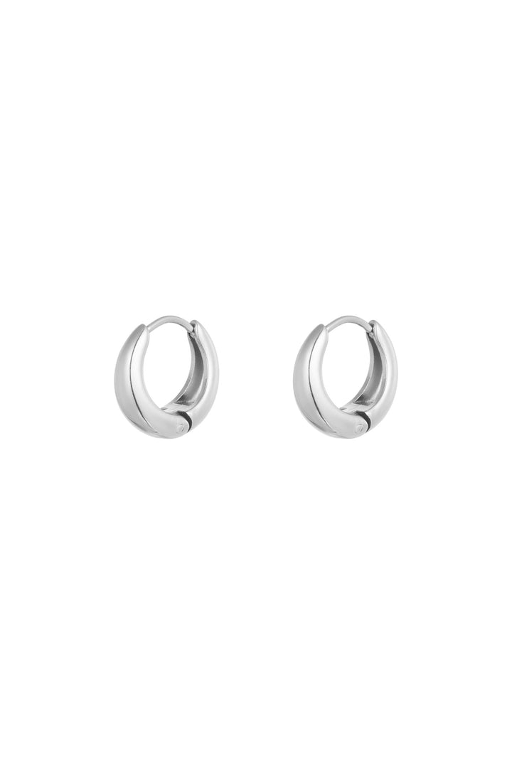 kleine basic hoop oorbellen
