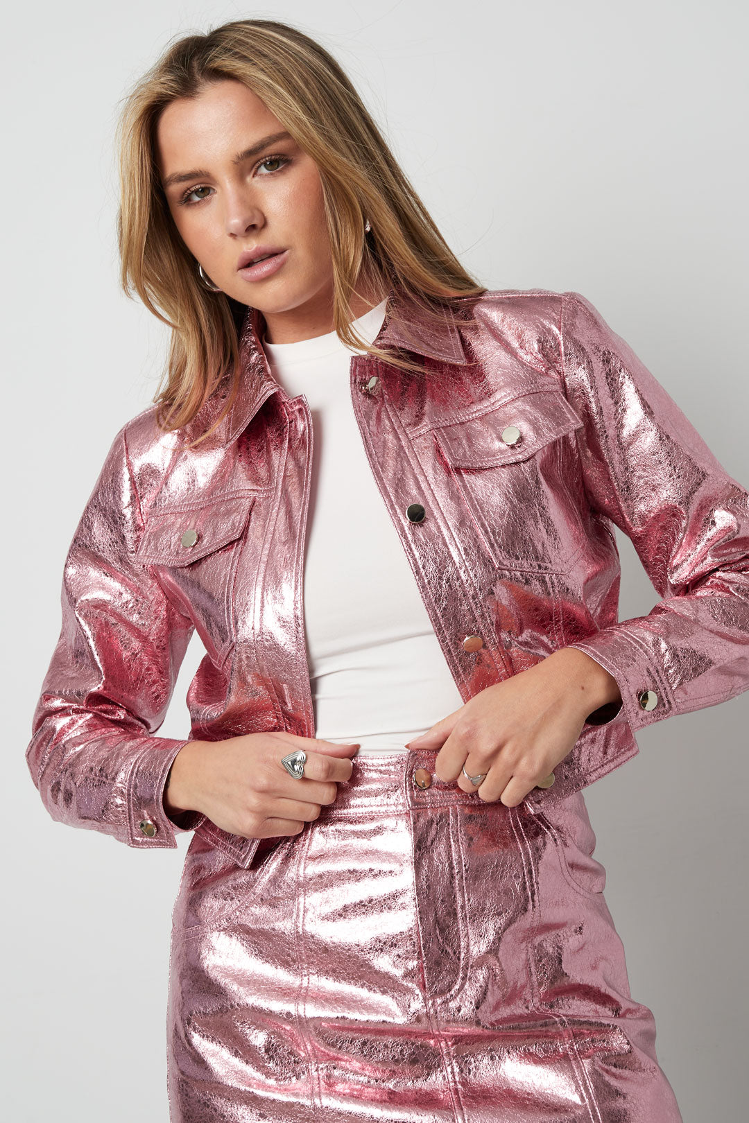 PU Vrouwen Korte Jas Glanzende Metalen Finish