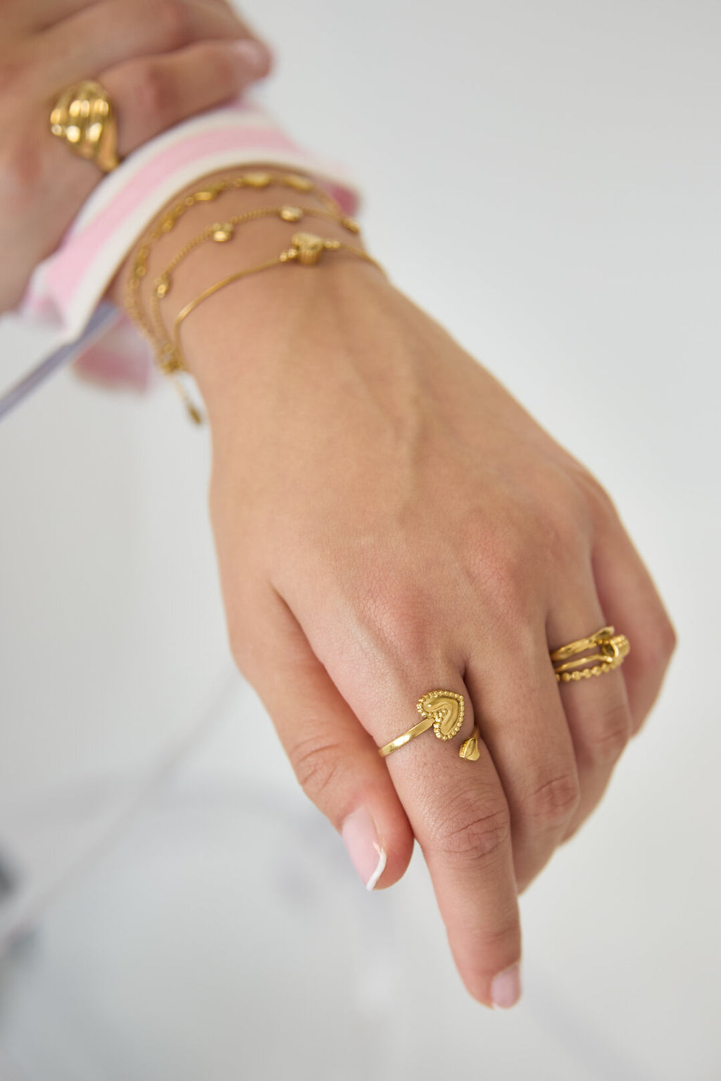 Ring met verstelbare harten