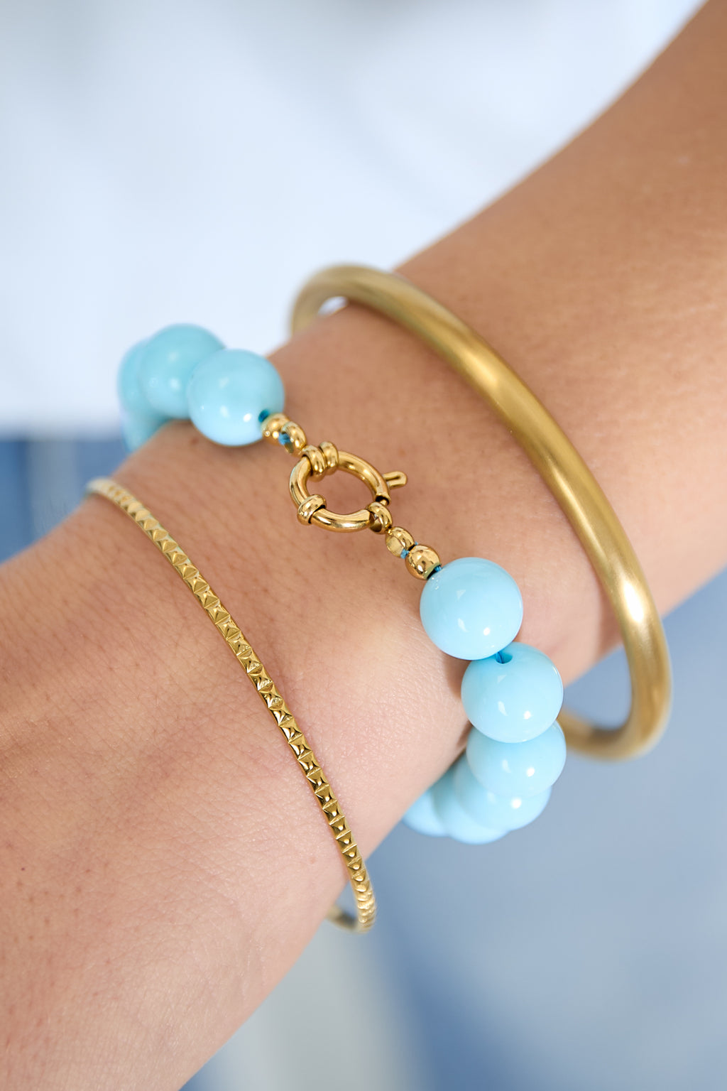 Armband met medium kralen en frontsluiting-12mm