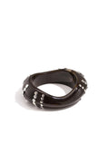 Hars bangle armband met studs in strepen patroon
