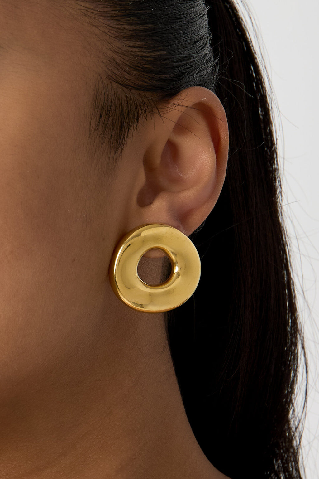 Statement oorbellen in donut vorm