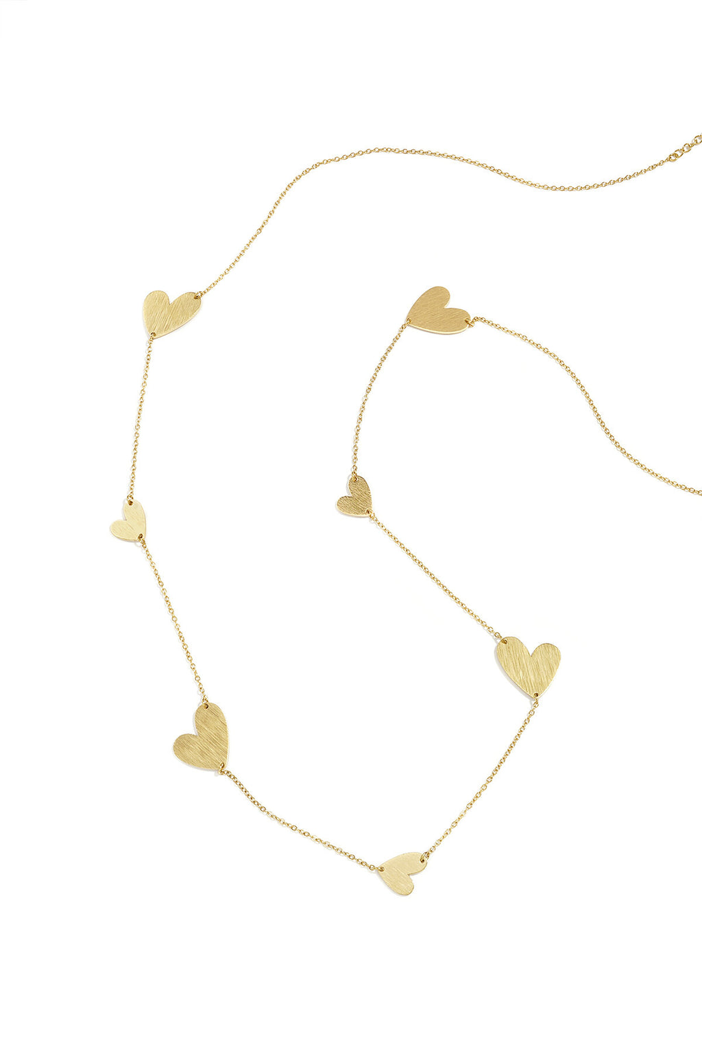 Lange ketting met hartjes in verschillende maten