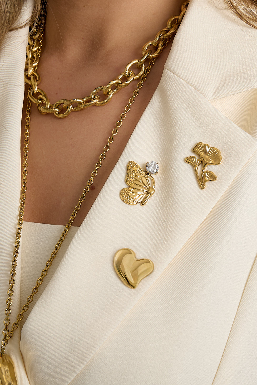 Broches van roestvrij staal met vlindermotief, eenvoudige dagelijkse sieraden uit de Simple-serie voor dames.