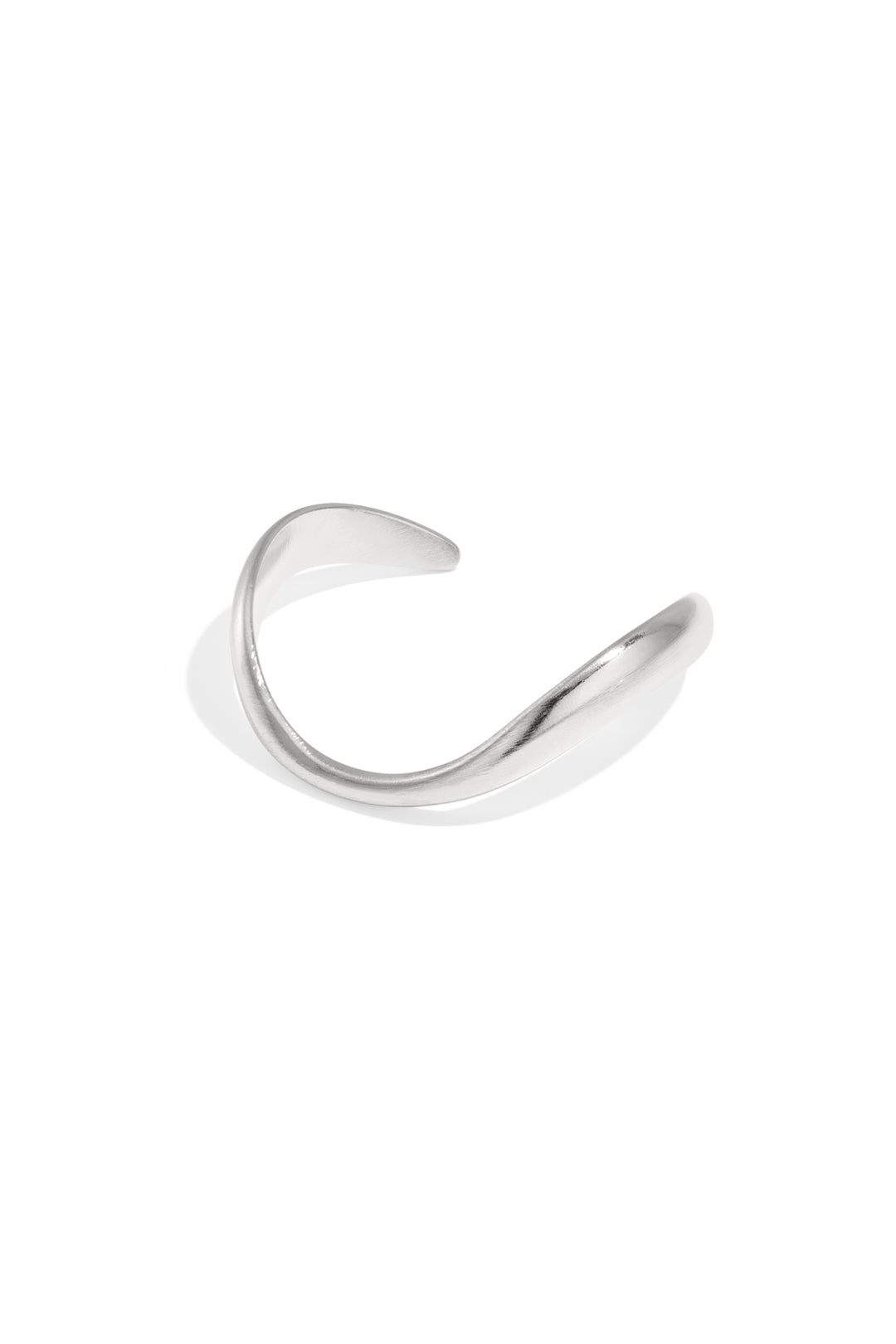 Organisch gevormde bangle