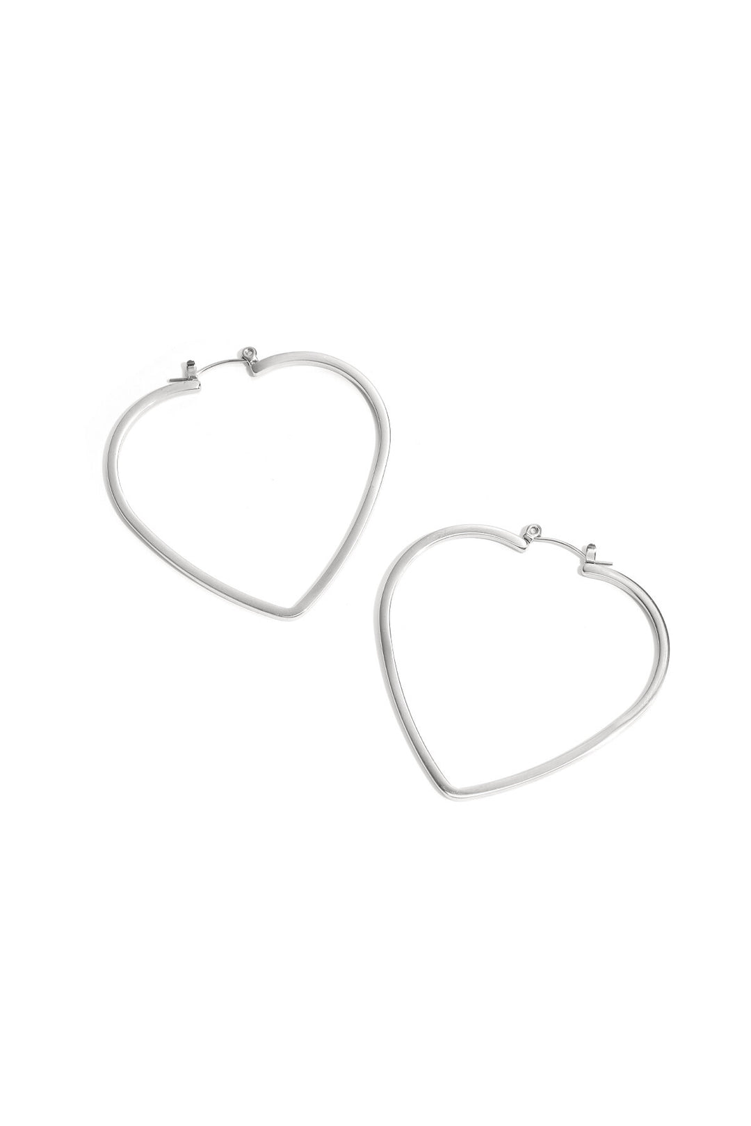 Minimalistische hart creolen