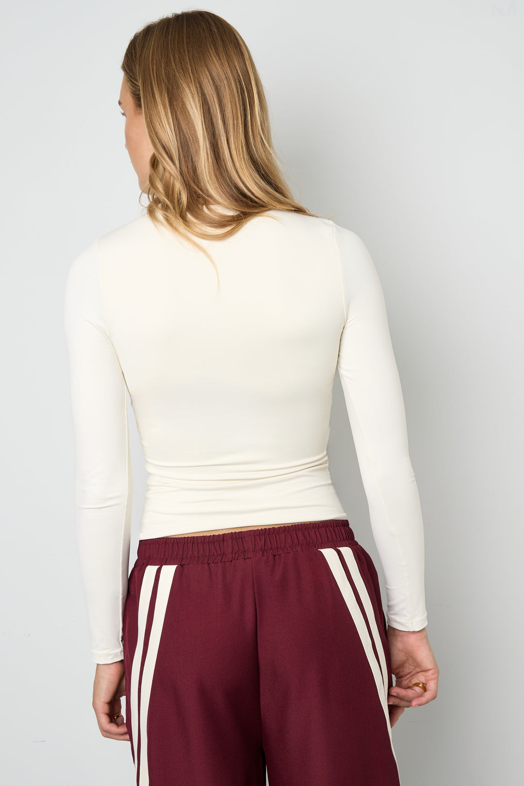 Gebreide Nylon Vrouwen Lange Mouw Top Basis Solide Kleur