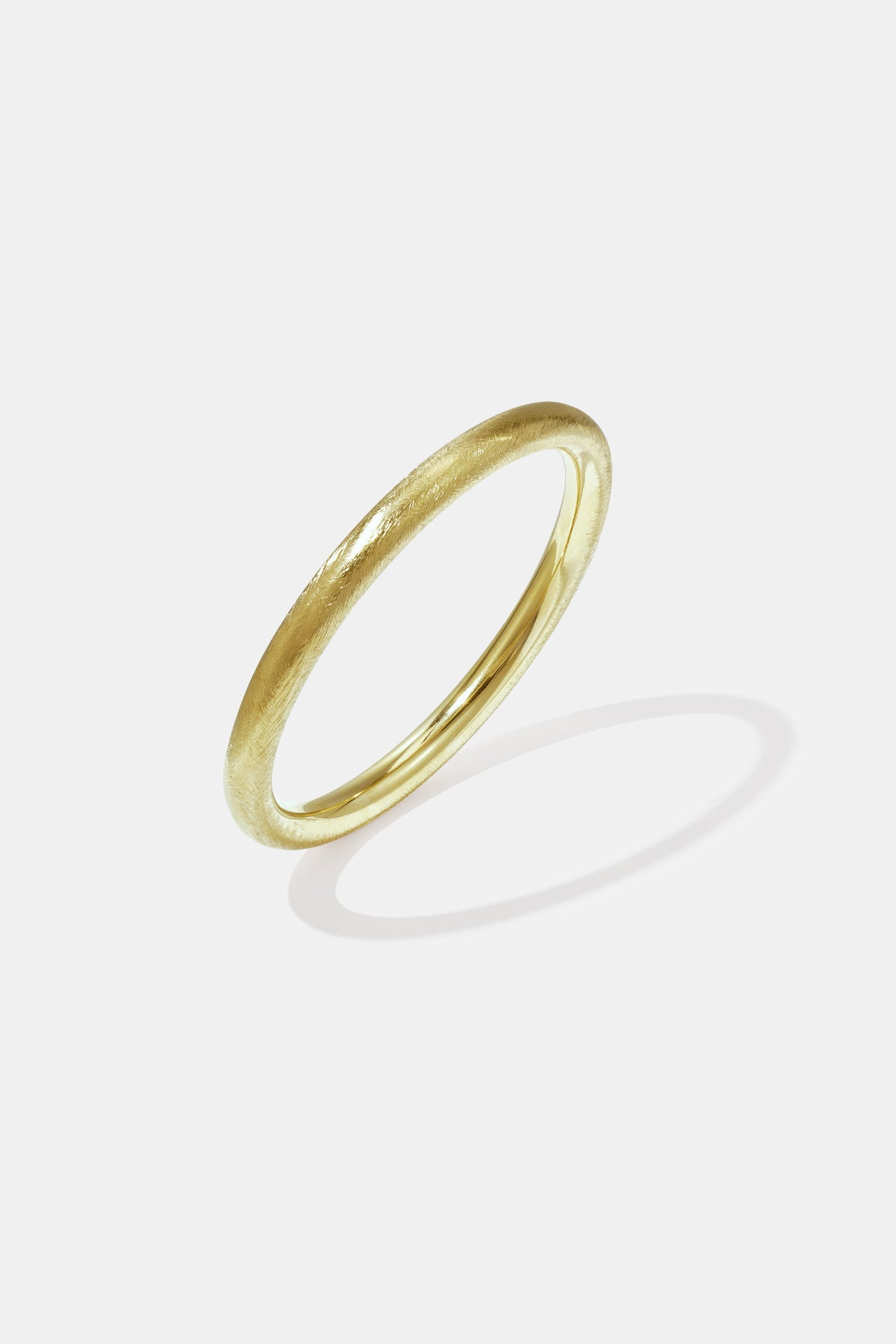 Bangle met brushed effect - 7 mm