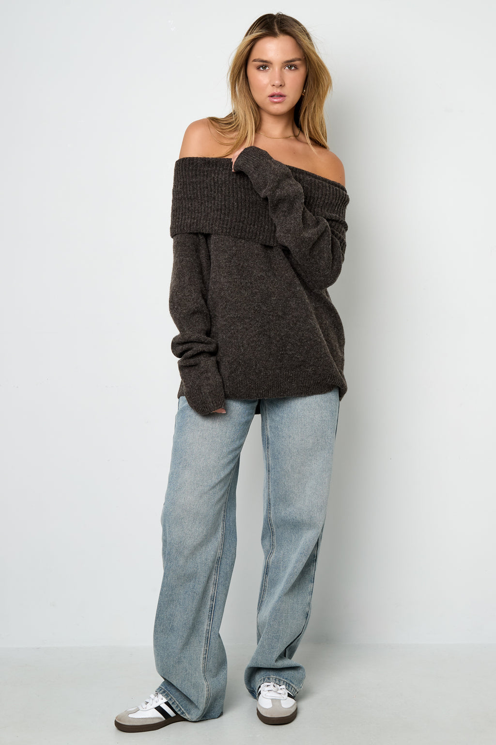 Gebreide Polyestervezel Vrouwen Off-Shoulder Trui Elegant Solide Kleur
