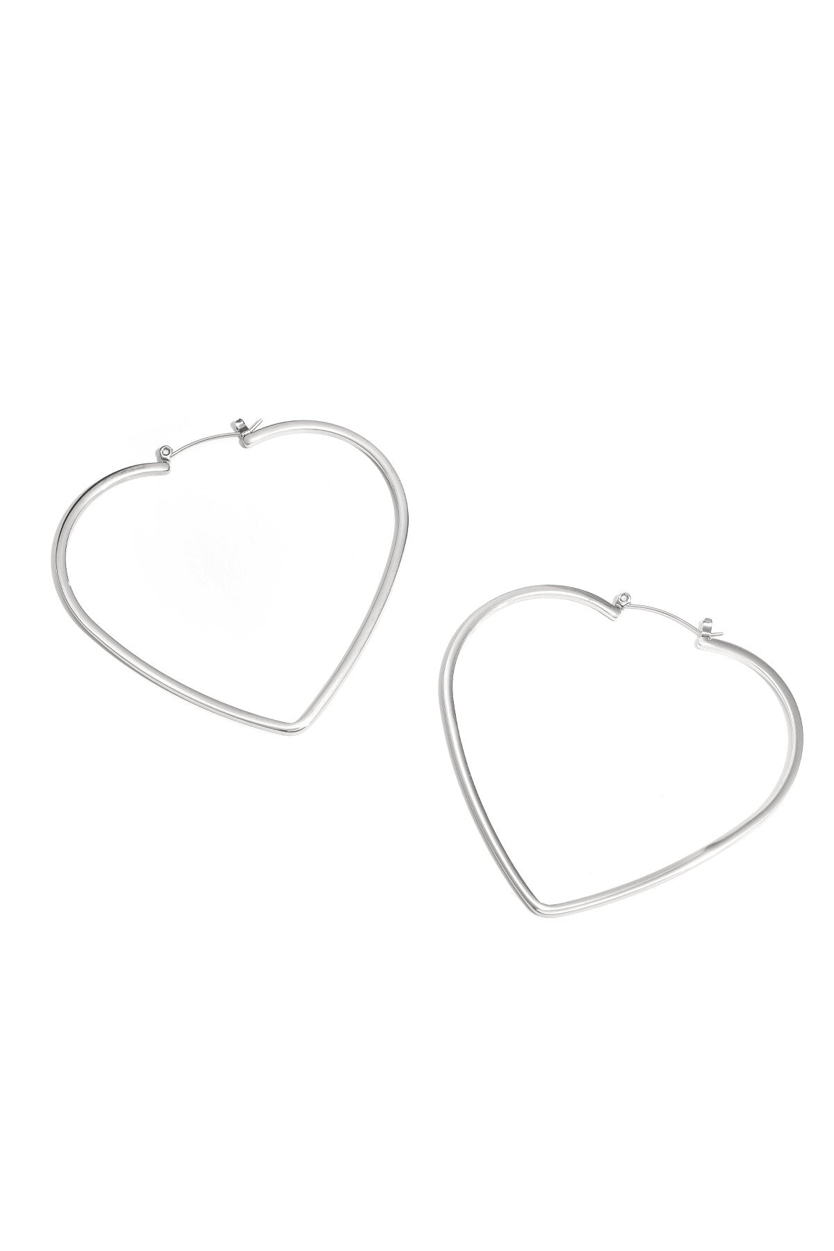 Minimalistische hart creolen