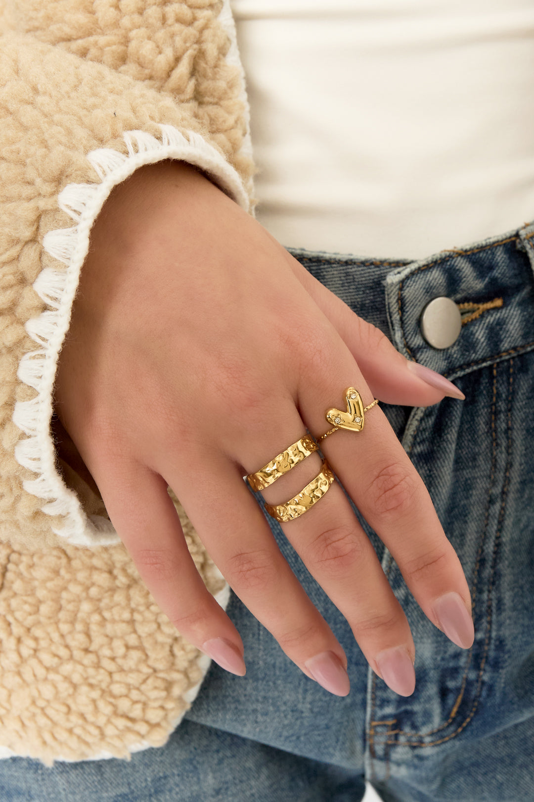 Verstelbare ring met belegd hart
