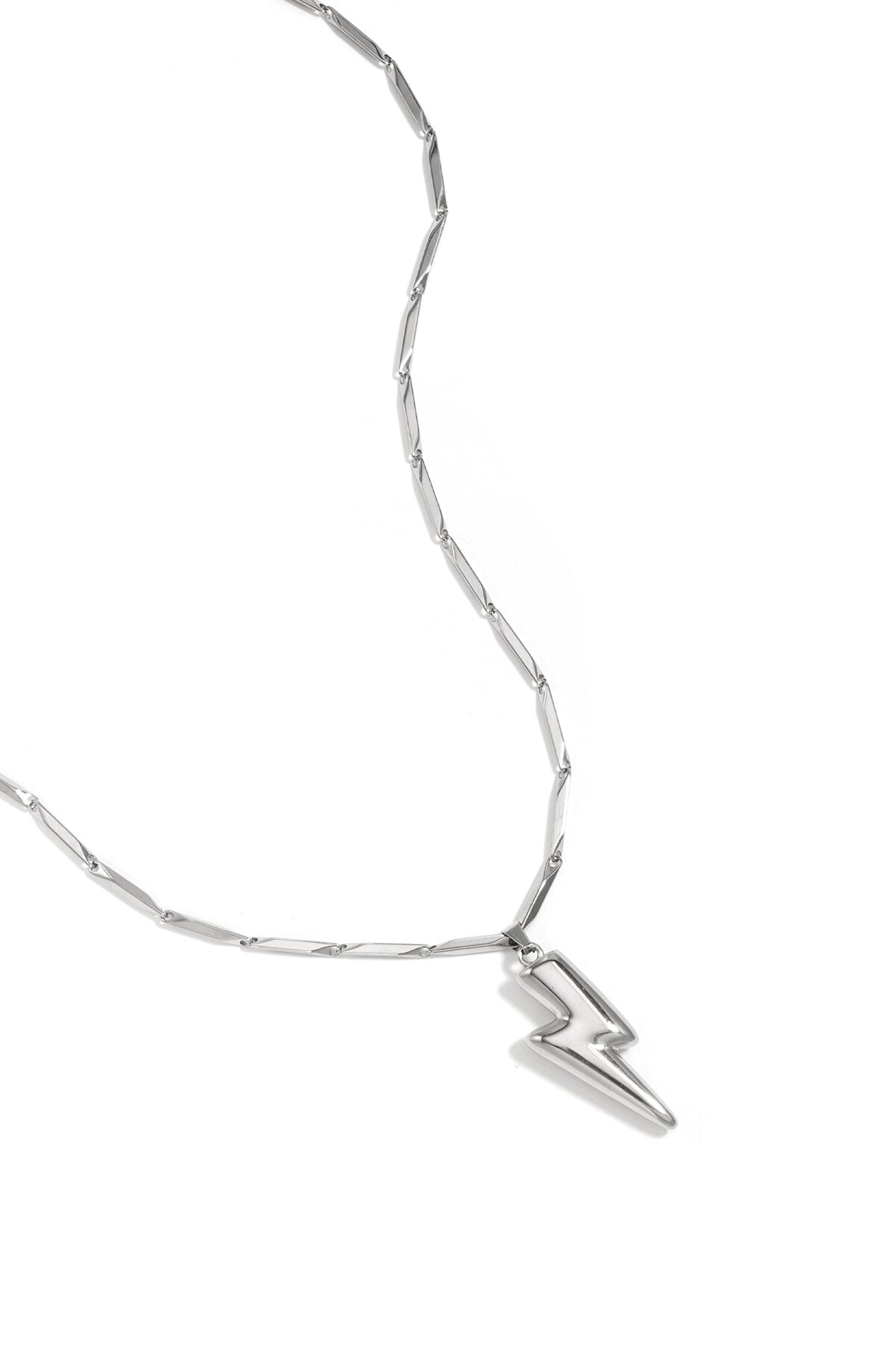 Ketting met opvallend bliksemschicht